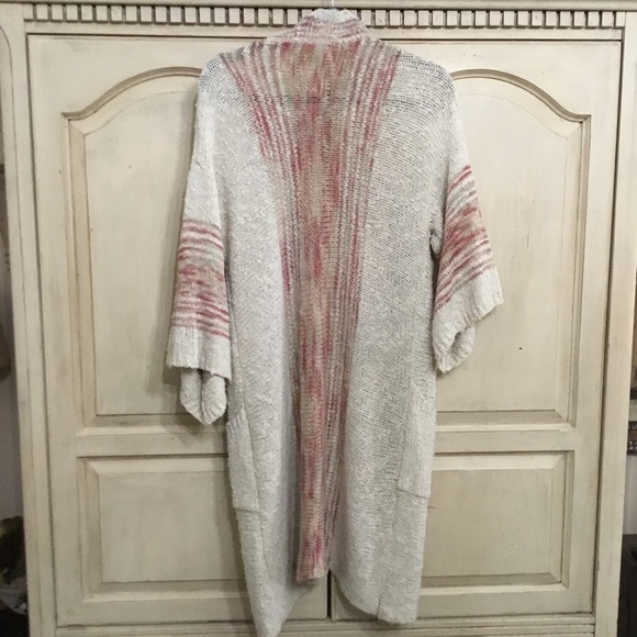 Easel Women’s Cream And Pink Long Flare Sleeve Cardigan Sweater Size M/L EUC - Picture 2 of 7